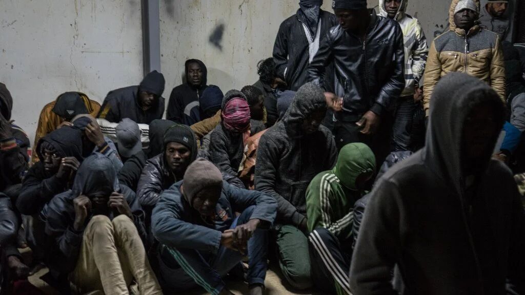 فرار مهاجران غیرقانونی در لیبی؛ تونس به حالت آماده‌باش درآمد