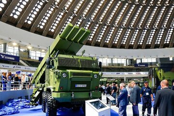 دهمین نمایشگاه بین‌المللی تسلیحات نظامی صربستان گشایش یافت