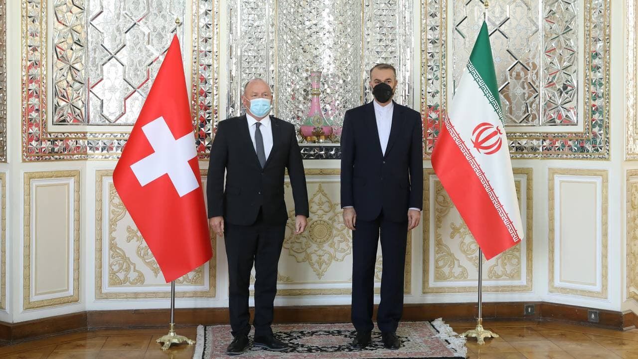 Le président du Conseil national suisse rencontre le ministre iranien des AE