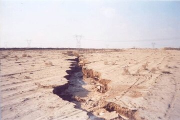 نشست زمین جراحتی به عمق خشکسالی‌های پیاپی کرمان
