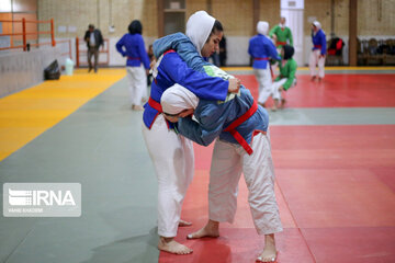 Concentración de la selección nacional de Kurash en Boynurd
