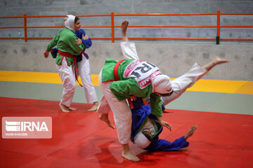 Concentración de la selección nacional de Kurash en Boynurd
