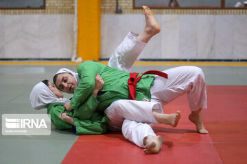 Concentración de la selección nacional de Kurash en Boynurd
