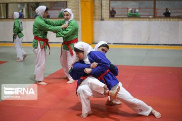 Concentración de la selección nacional de Kurash en Boynurd
