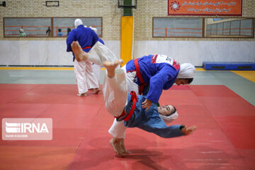 Concentración de la selección nacional de Kurash en Boynurd
