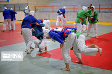 Concentración de la selección nacional de Kurash en Boynurd
