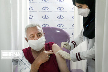 ۳۳ درصد جمعیت استان اصفهان واکسن کرونا دریافت نکرده‌اند