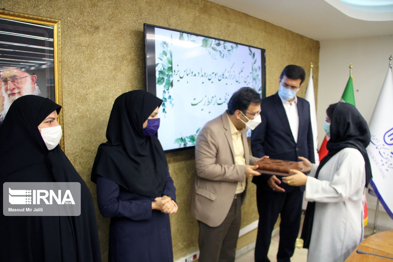 مد و لباس همواره در زندگی روزمره مردم تاثیرگذار است 