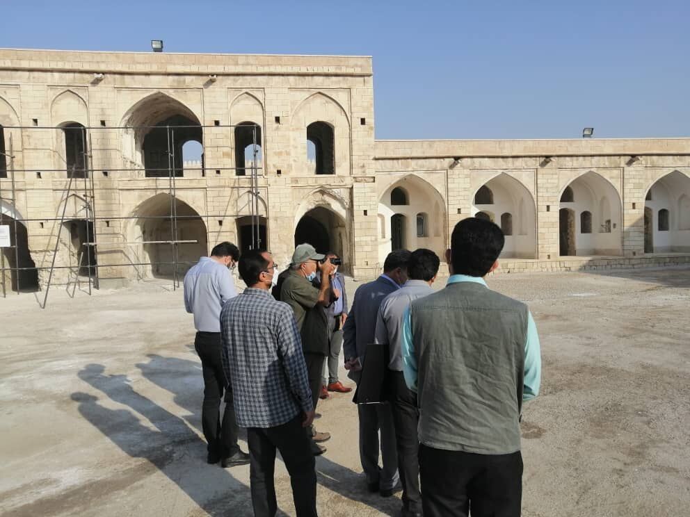 UNESCO inspectors visit old caravanserai in south Iran