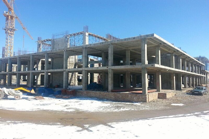 تکمیل پروژه تالار شهر اردبیل پیگیری می‌شود