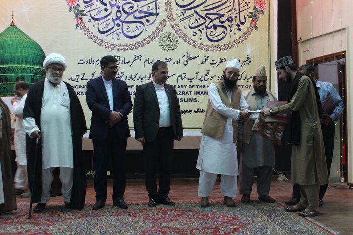 همایش وحدت آفرین علمای مذاهب اسلامی در کراچی پاکستان 