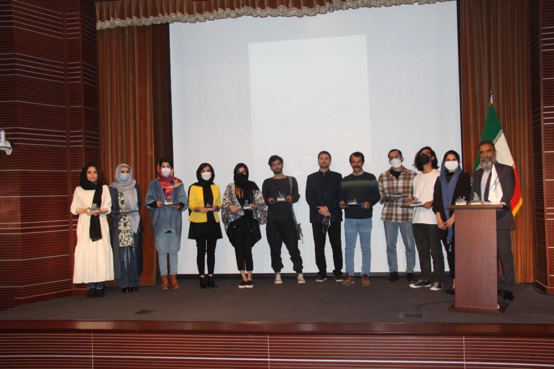 سالانه هنرهای تجسمی ساتین برگزیدگان خود را شناخت