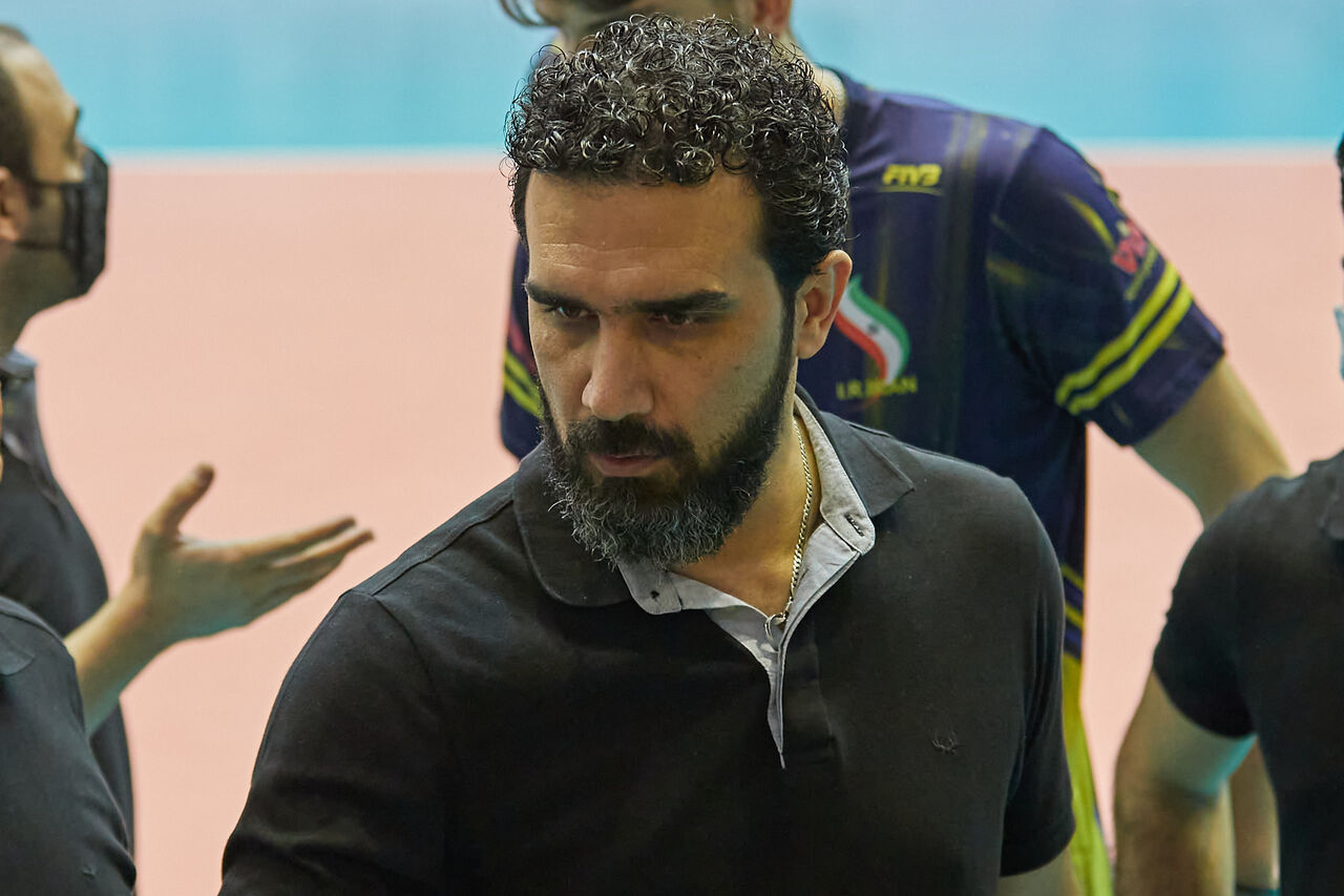 سرمربی والیبال شهرداری ارومیه: تجربه تیمی پبروزی ما را رقم زد