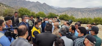 بازدید وزیر کشور از مناطق زلزله زده اندیکا