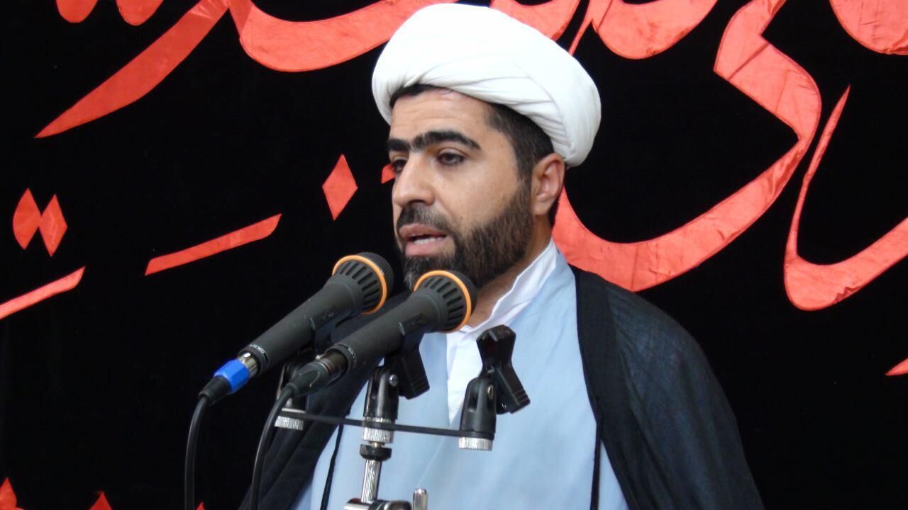 وجود رهبری جامعه را از عذاب و گرفتاری نجات می دهد