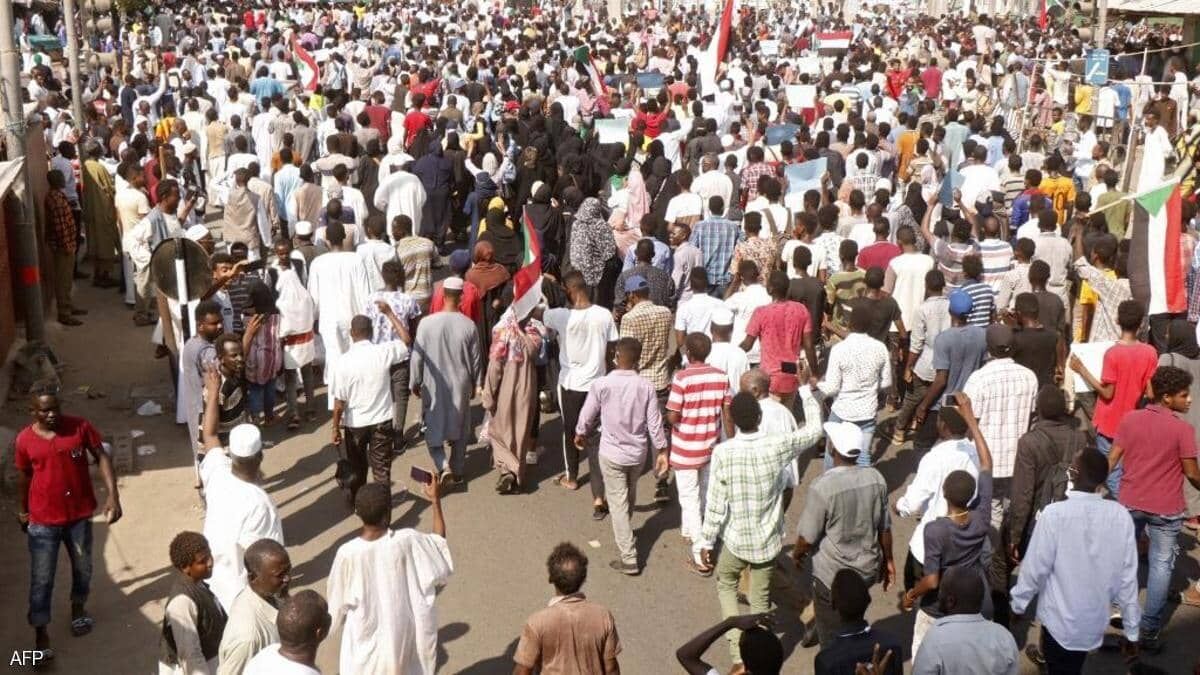 معترضان سودانی بار دیگر خواستار تشکیل دولت مدنی شدند