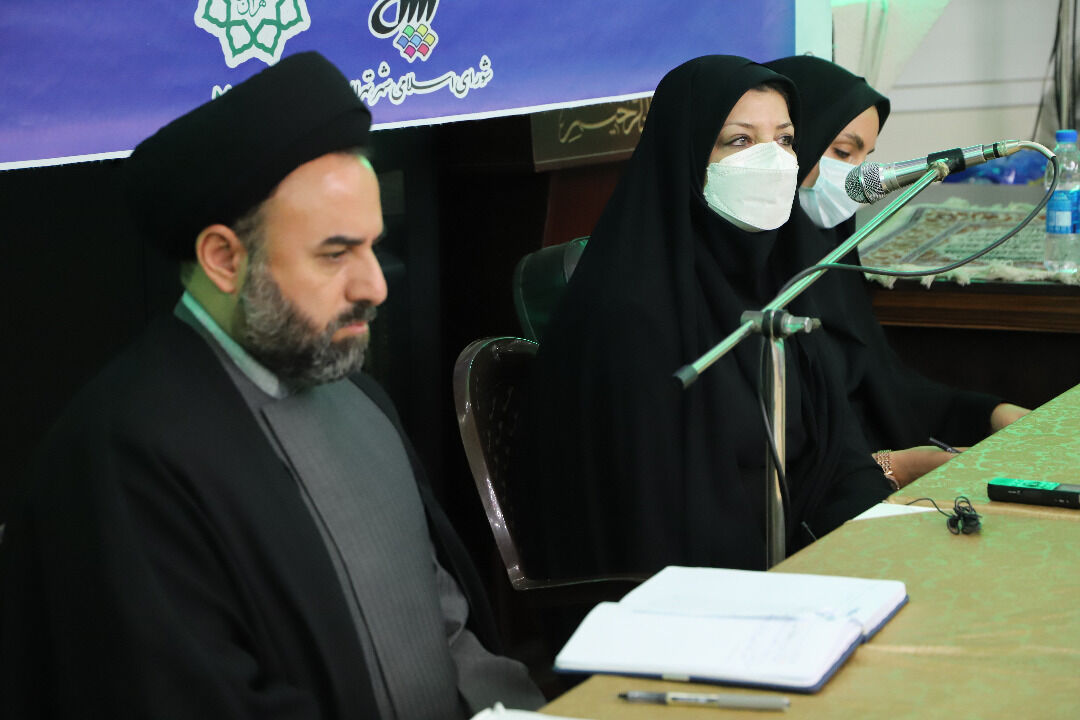 دیدار با خانواده شهدا تا اجرای طرح لایروبی همزمان با پاییز در تهران