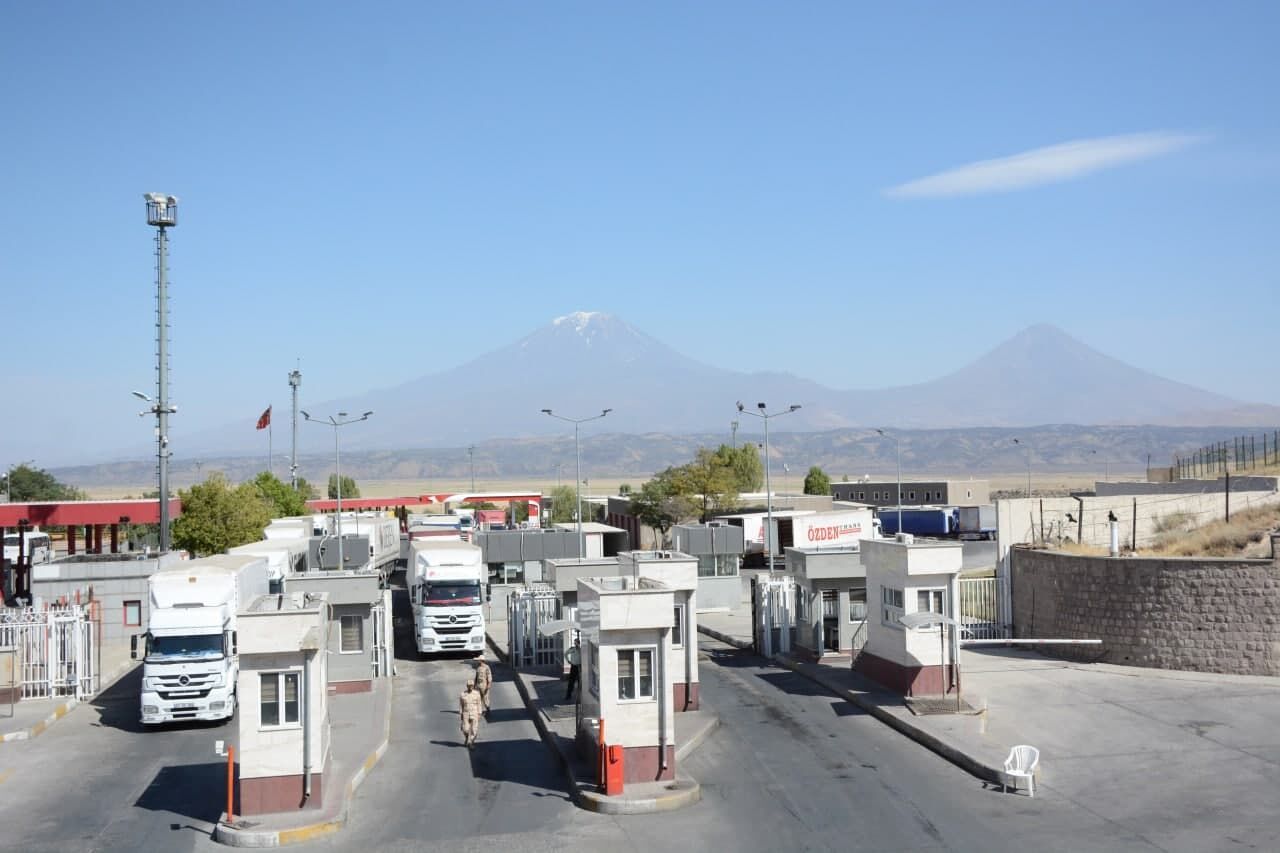 Bazargan Border point linking domestic, int'l trades