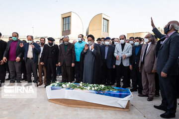 Funeral ceremony of Iranian prominent painter