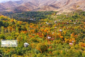 La belle nature d'automne dans les vallées d'Alvand (Hamedan)