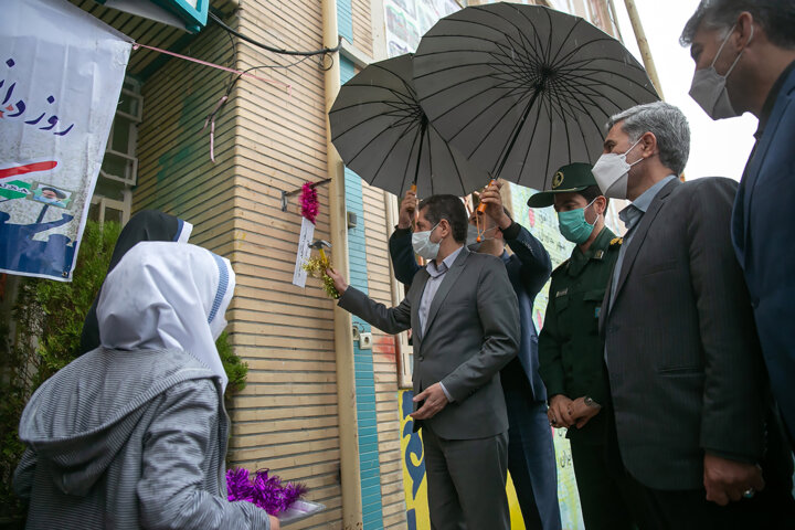 زنگ استکبارستیزی در مدارس استان کرمانشاه به صدا در آمد