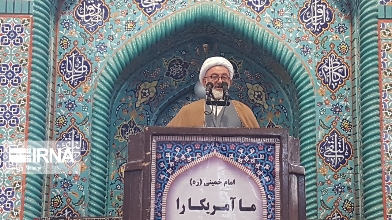 امام جمعه شاهرود : مراقب فعالیت دشمنان در فضای مجازی باشیم