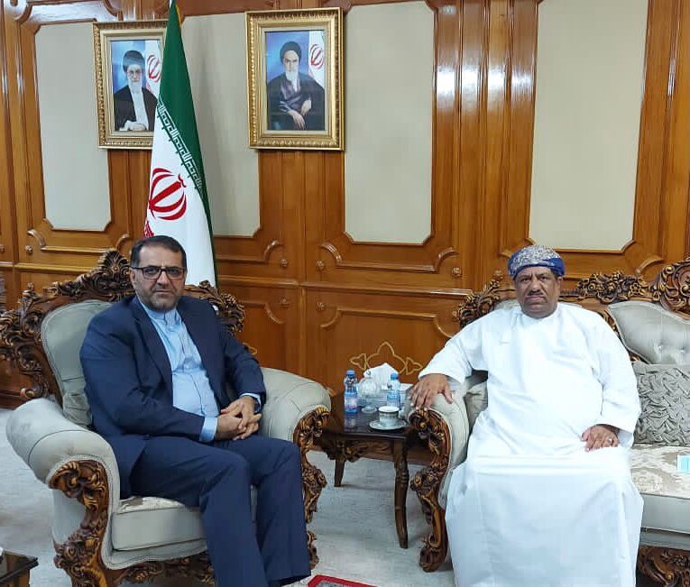 Iran, Oman call for developing bilateral trade ties