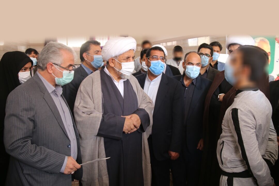 معاون حقوقی قوه قضاییه از کانون اصلاح و تربیت کرمان بازدید کرد