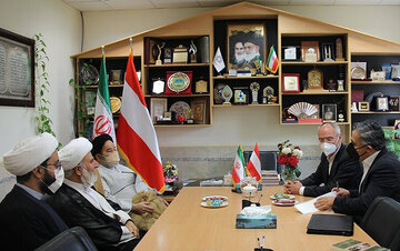 L'Autriche se félicite de la coopération avec l'Université iranienne des Cultes et des Ecoles religieuses 