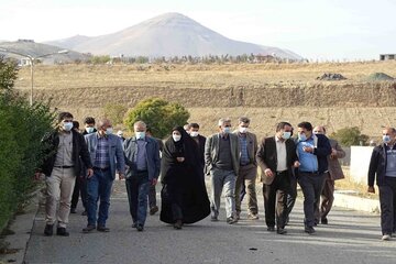 منابع آلاینده سد ژاوه سنندج با حضور مسوولان بررسی شد