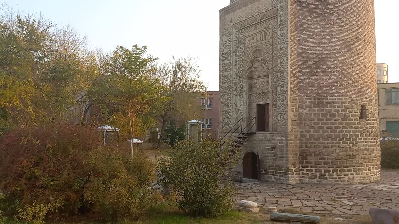 فیلم- برج مقبره سه گنبد ارومیه