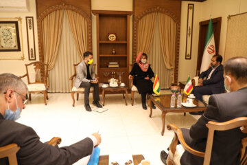 دیدار استاندار اصفهان با سفیر بولیوی