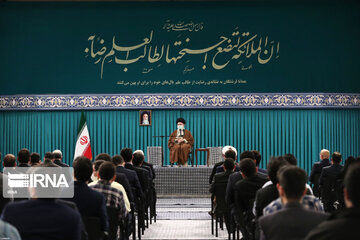 Un groupe d'élites universitaires iraniennes reçu par le Guide suprême de la Révolution islamique