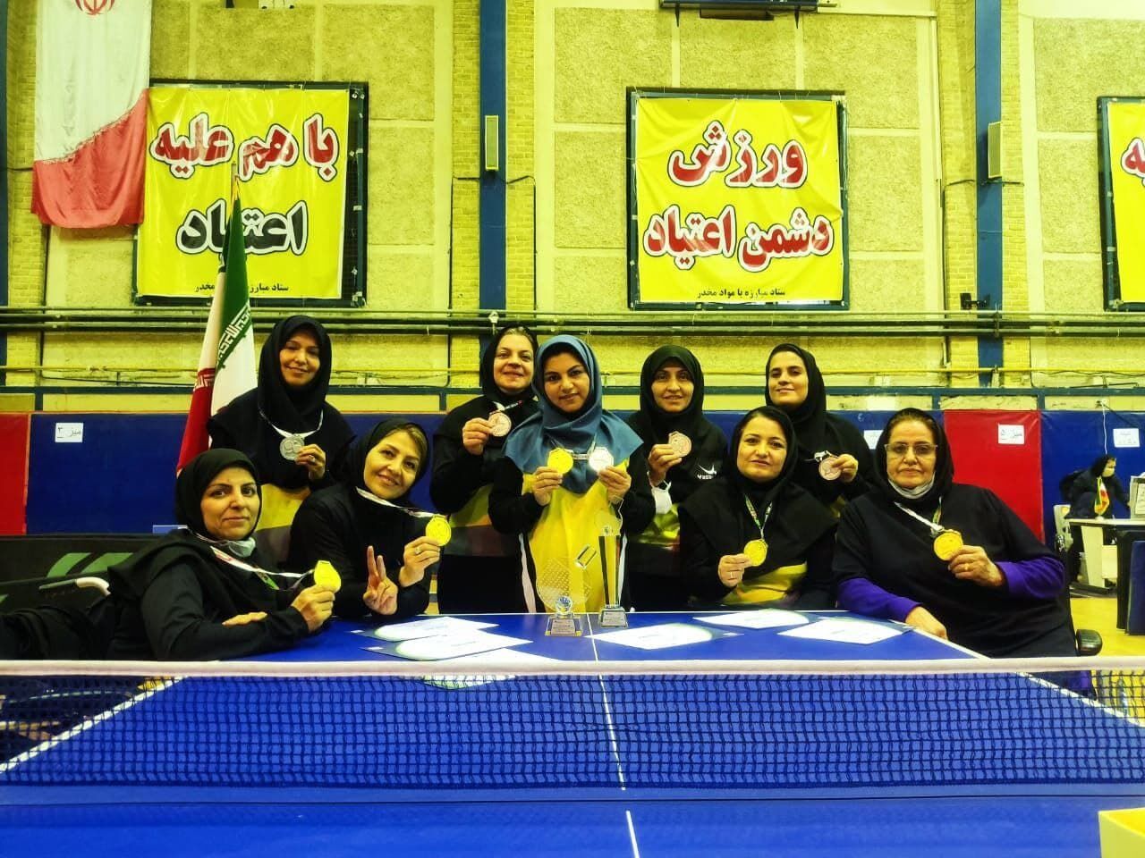 پاراتنیس بانوان همدان قهرمان کشور شد