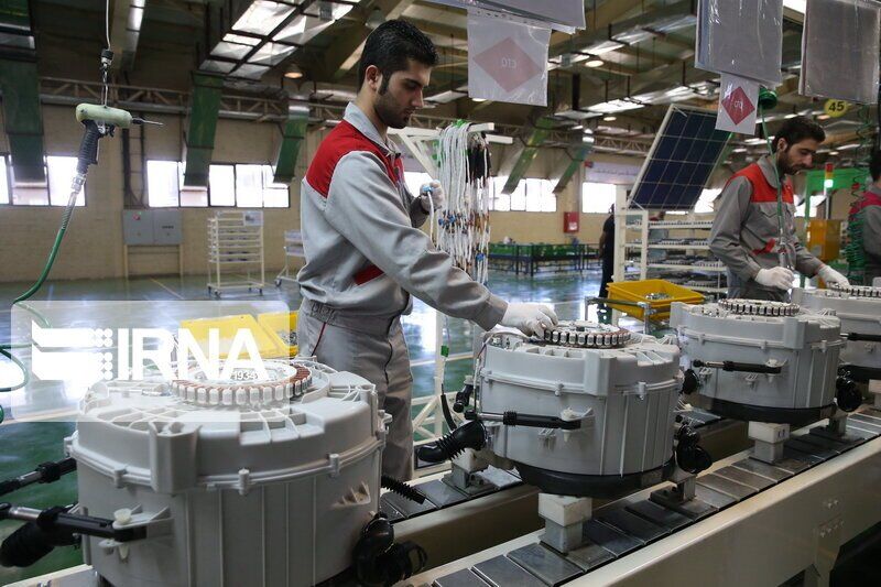 ۲۰۲ پروانه بهرهبرداری تولیدی و صنعتی در استان مرکزی صادر شد ۲۰۲ پروانه بهرهبرداری تولیدی و صنعتی در استان مرکزی صادر شد