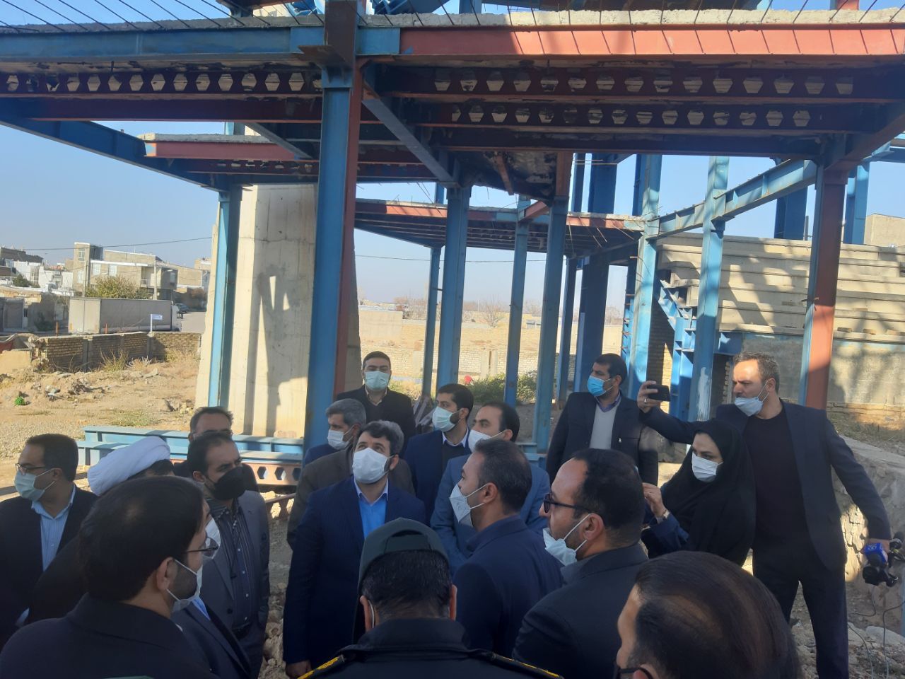 وزیر تعاون از پروژه ورزشی سه هزار نفری ابهر بازدید کرد وزیر تعاون از پروژه ورزشی سه هزار نفری ابهر بازدید کرد