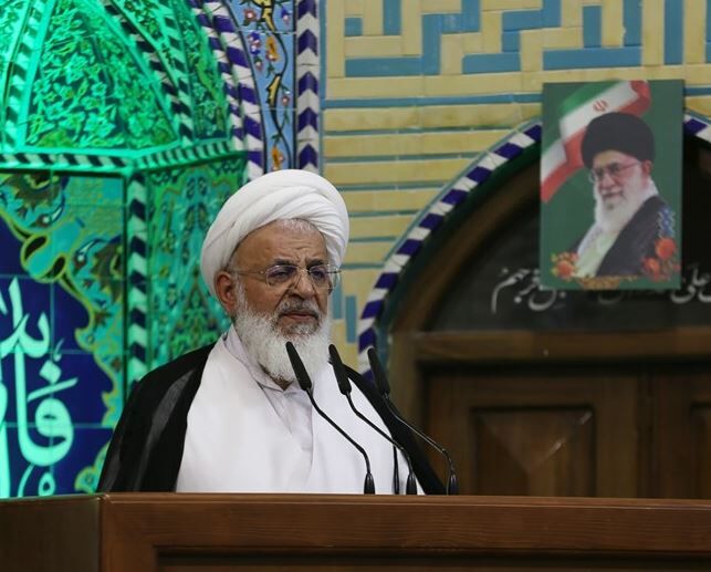 بی‌توجهی به تولید علم، علت عقب ماندگی کشور در برخی مسائل اقتصادی است