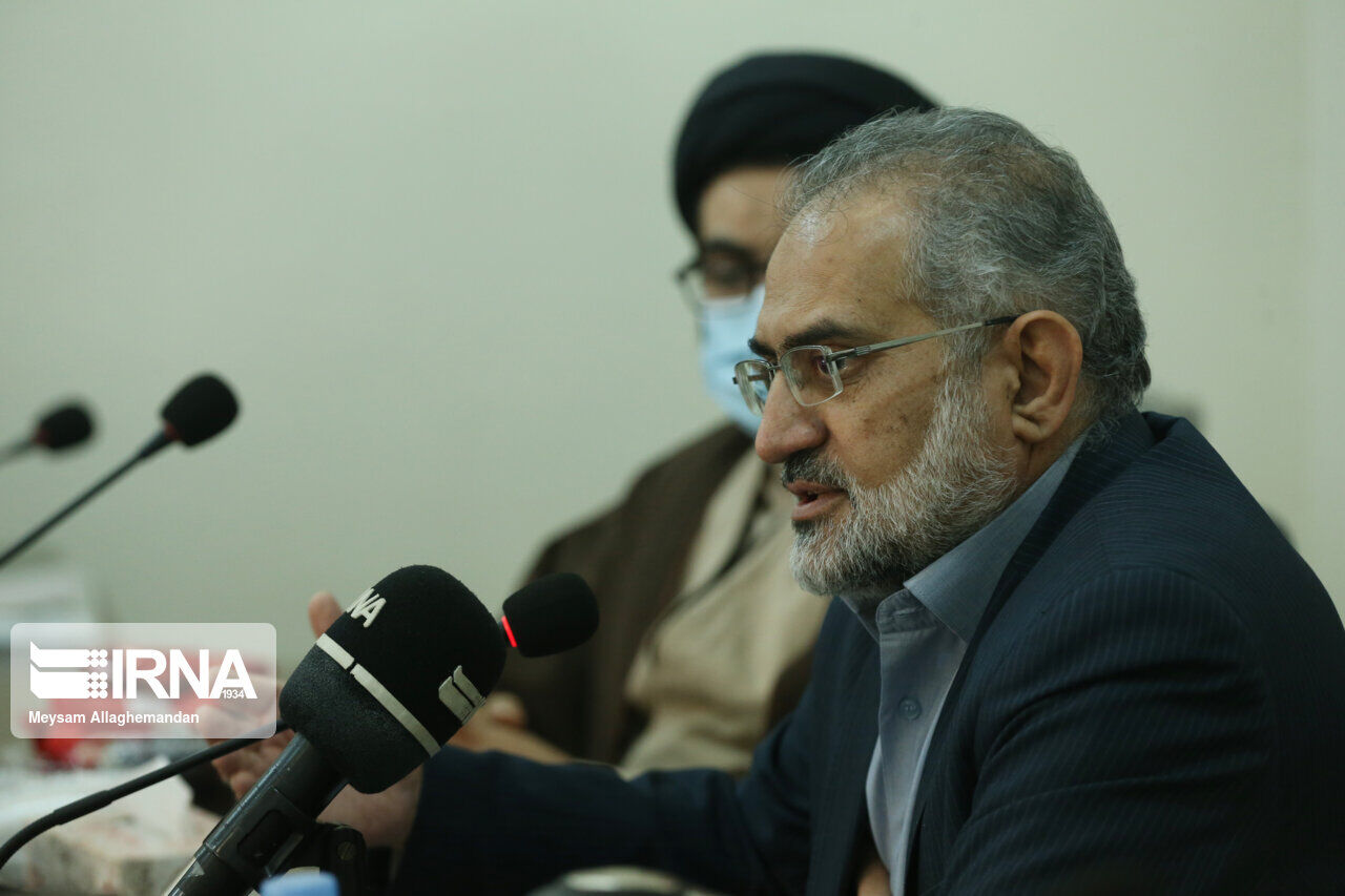 حسینی: زنان باید در جنگ نرم فرهنگی و رسانهای نقشآفرین باشند