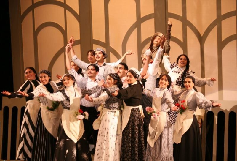 استقبال گرم از آخرین ماه پاییز با 58 نمایش در 22 تماشاخانه