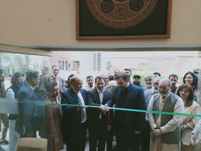 نمایشگاه بینالمللی هنرهای اسلامی با حضور ایران در پاکستان گشایش یافت