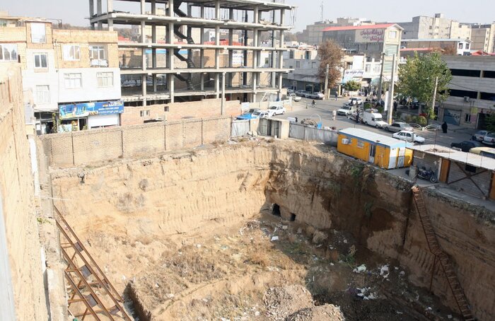 گودال وحشتی که خواب از چشمان ۷۰ خانوار کرجی ربوده است