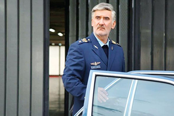 در سکانسهای منزل فرمانده اصلی همسر ستاری است/بازیگر بدقلقی هستم