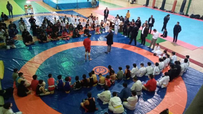 مسابقات قهرمانی سامبو قم در بخش اسپرت و کامبت نفرات برتر خود را شناخت