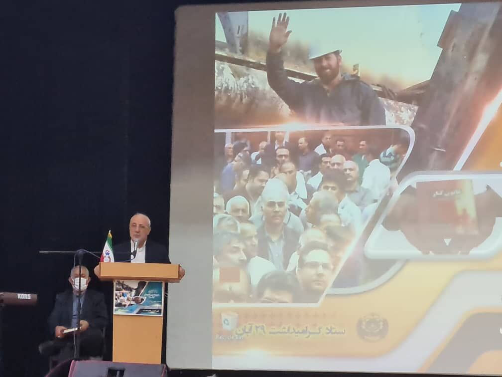مجلس هنوز تصمیمی برای همترازی حقوق بازنشستگان نگرفته است مجلس هنوز تصمیمی برای همترازی حقوق بازنشستگان نگرفته است
