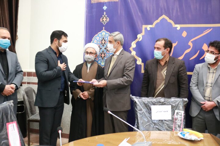 فرزندان شهدا از استاندار همدان برای انتصاب جوانان نخبه قدردانی کردند