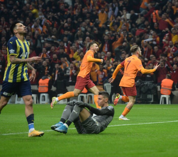 پیروزی شیرین فنرباغچه در «بازی مرکبِ» گالاتاسرای پیروزی شیرین فنرباغچه در «بازی مرکبِ» گالاتاسرای