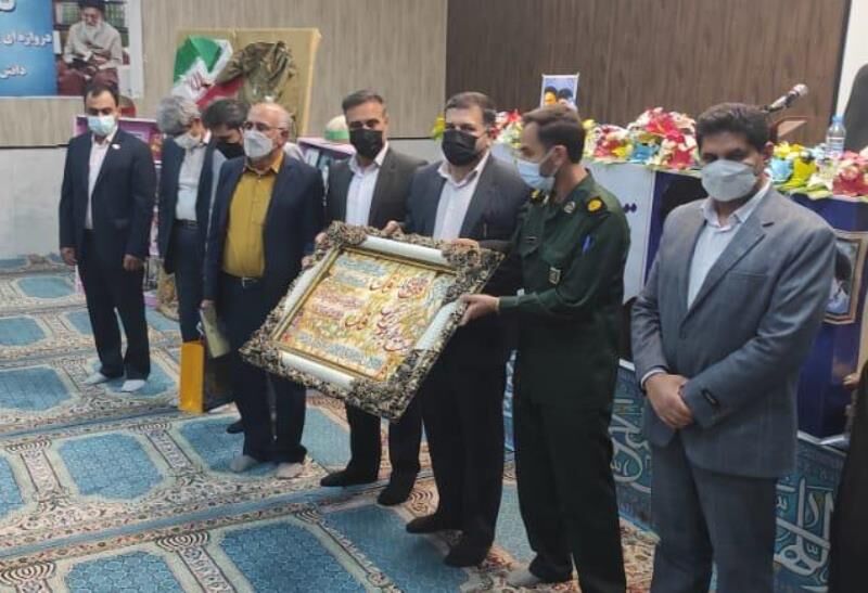 کتاب بحر در پیمانه در سپیدان فارس رونمایی شد  کتاب بحر در پیمانه در سپیدان فارس رونمایی شد