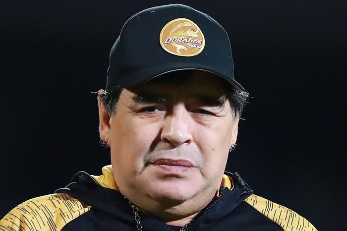 فوتبال ایران در آستانه خطر بزرگ/بابک در یکقدمی جدایی از استقلال