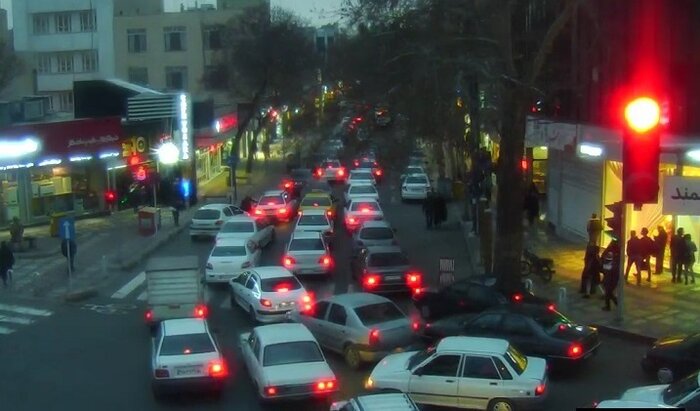 پارک دوبل در قزوین و اقبال کم شهروندان از پارکینگهای عمومی