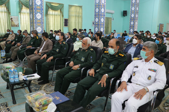 فرمانده نیروی دریایی سپاه: جایی برای نفوذ دشمن باقی نمیگذاریم